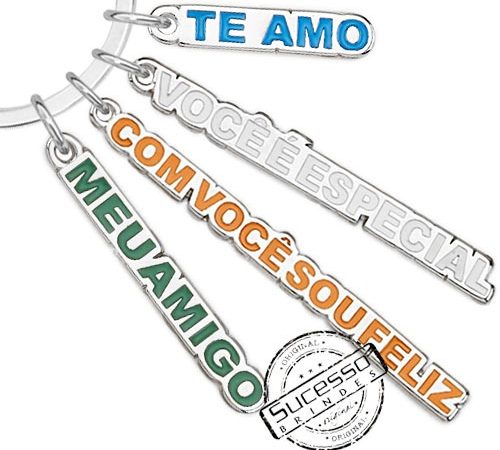 Chaveiros personalizados de metal ou acrílico: Qual escolher para meu brinde?
